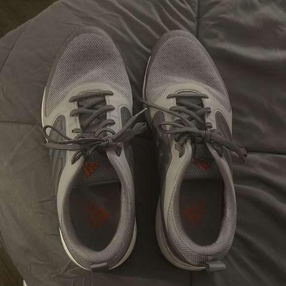 Lightly used men’s grey Adidas golf shoes - size 11 - Picture 3 of 4